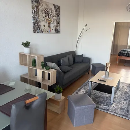 Charmante Altbauwohnung Im Zentrum Von Detmold, Paula * ديتمولد