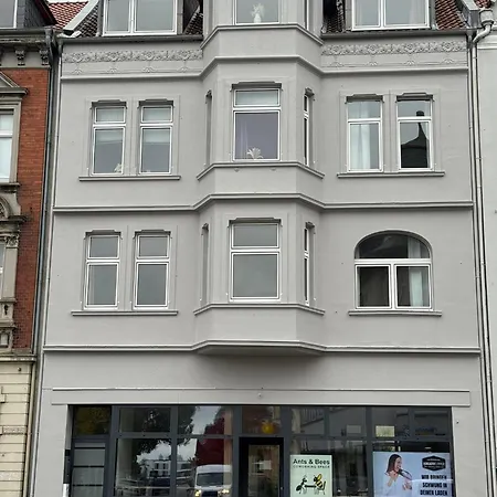 Daire Charmante Altbauwohnung Im Zentrum Von Detmold, Paula *